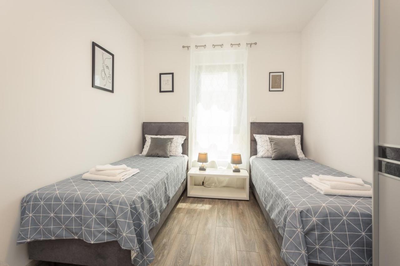 Luton Daire Banjole Dış mekan fotoğraf